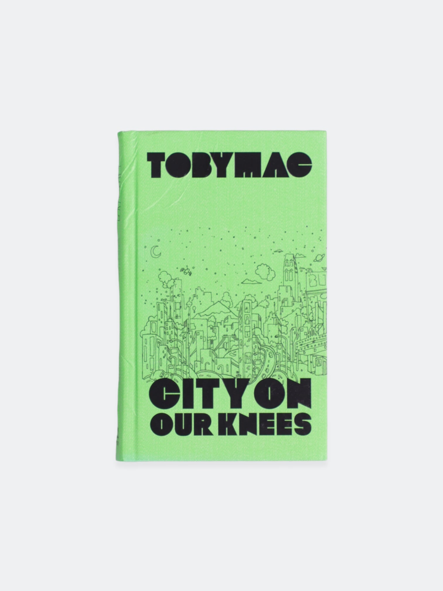 Libro CITY ON OURKNEES  by TOBYMAC